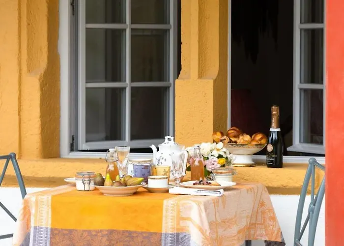 Louisxvi By Interhome Apartamento